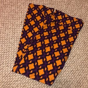 LuLaRoe tall & curvy leggings